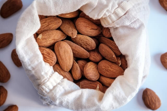 Almonds as source of protein