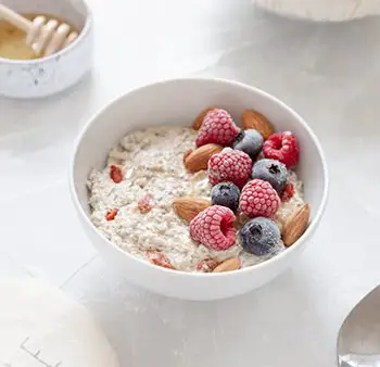 Oatmeal can promote reduced calories intake with its high fiber content