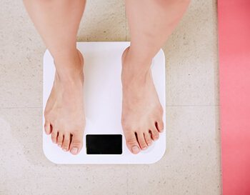 People with celiac disease experience unexplained weight loss
