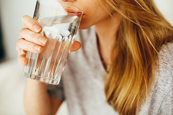 Water helps flush out nicotine out of your body faster