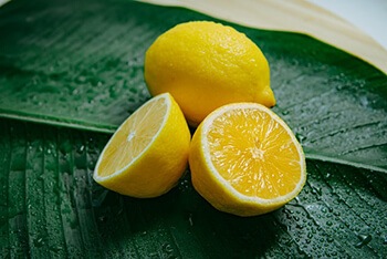 Add lemon to baknig soda water to keep blood vessels clean