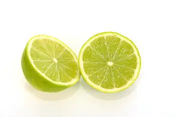 Make a citrus whitening recipe using baking soda and lime