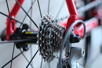 Use an old toothbrush to clean bike chains