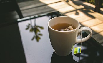 a cup of tea can help overcome stomach pain