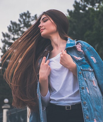 almond oil promotes hair growth