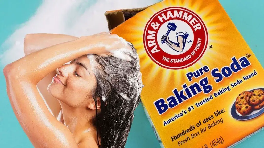 BAKING SODA SHAMPOO IMAGE