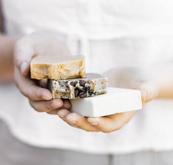 coconut oil shampoo bar