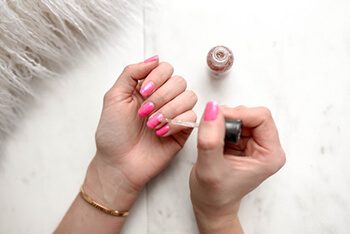 help make nail polish last longer