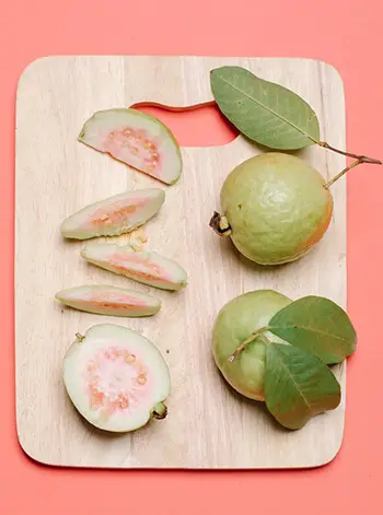 vitamin C in guava can help prevent temporary hair loss