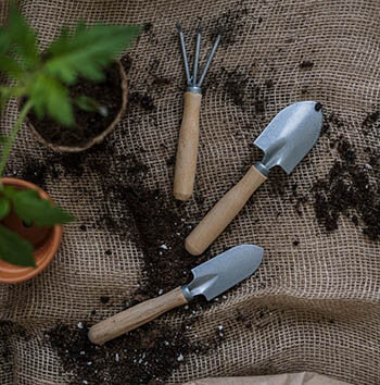 gardening tools