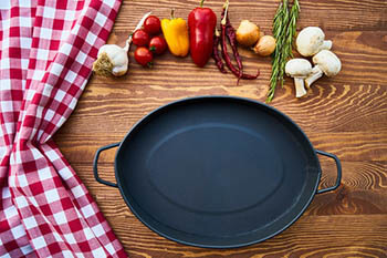 cast iron cookware