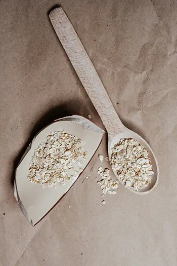 oats on a spoon
