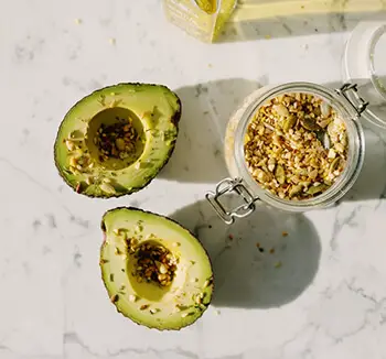 sliced avocados